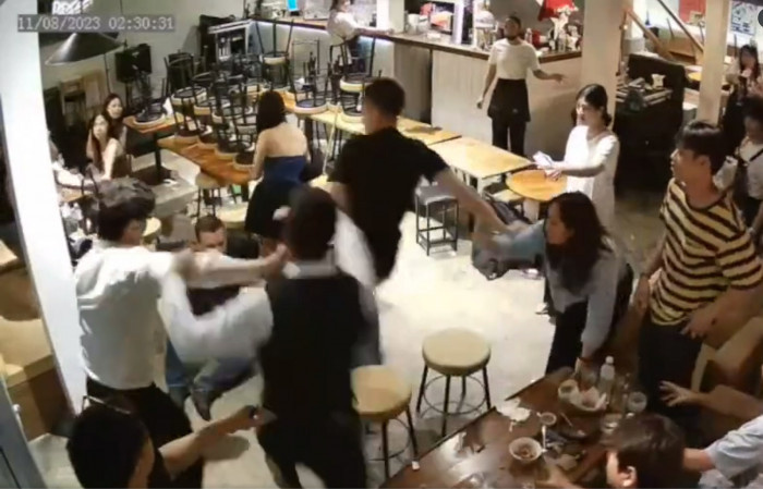Move Forward MP Apologizes After Restaurant Altercation