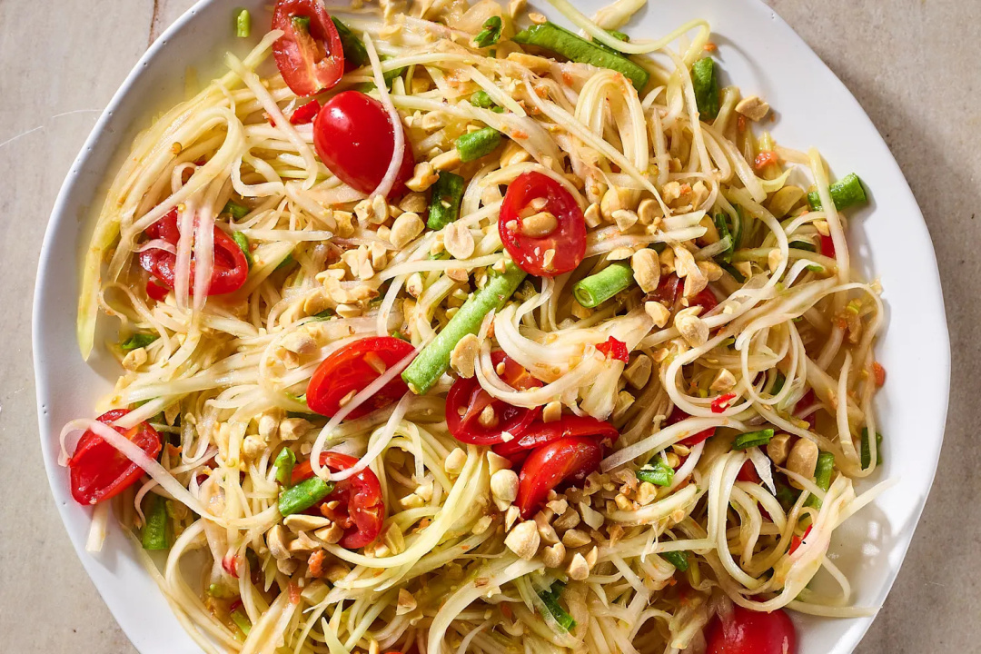 Refreshing Thai Green Papaya Salad Recipe